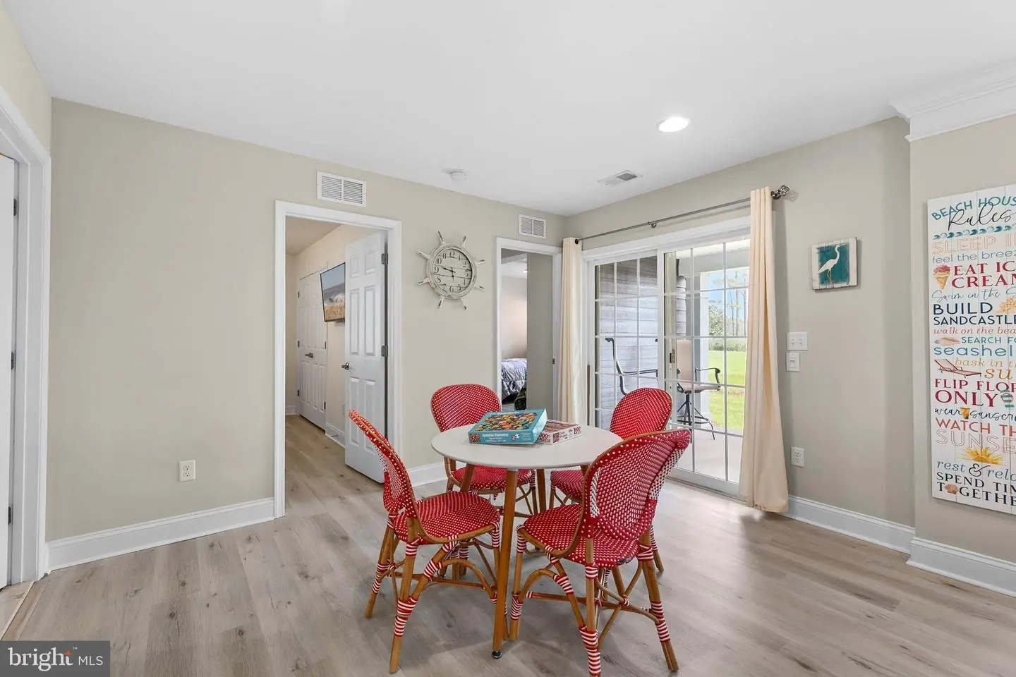listing image