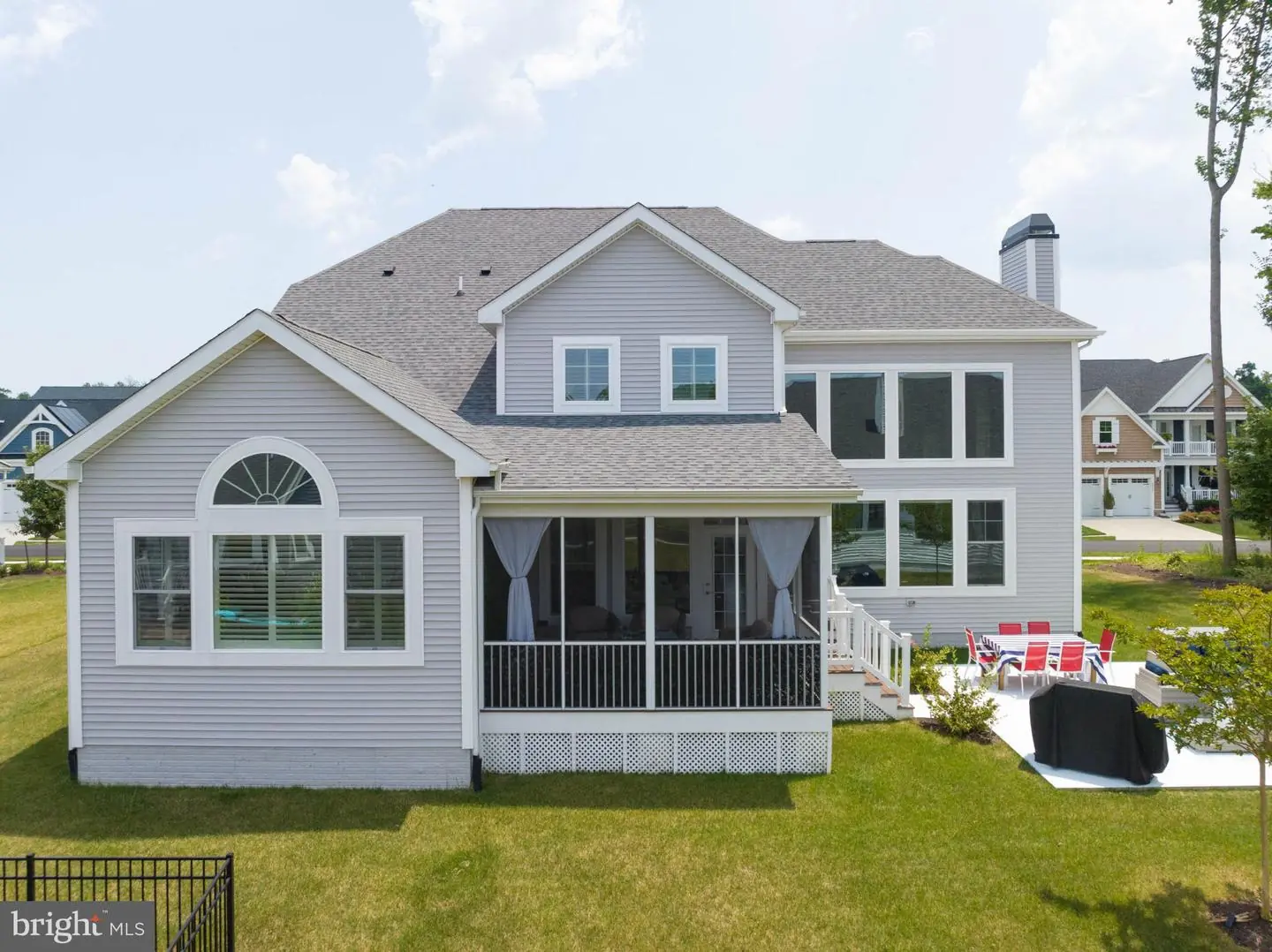 listing image