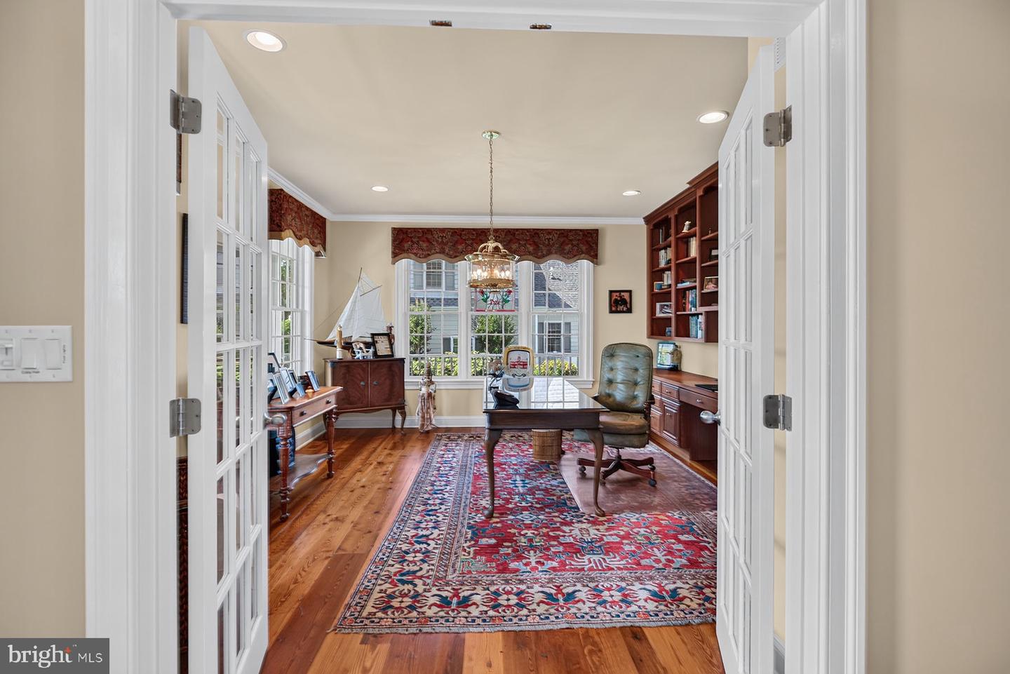 listing image