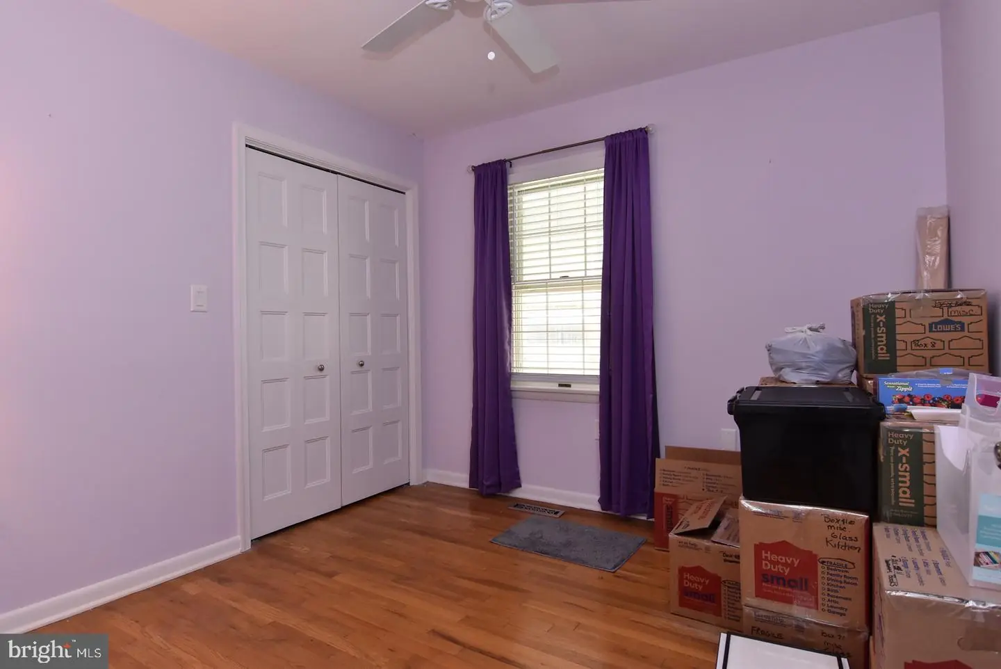 listing image