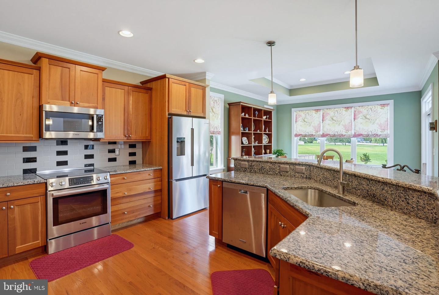 listing image