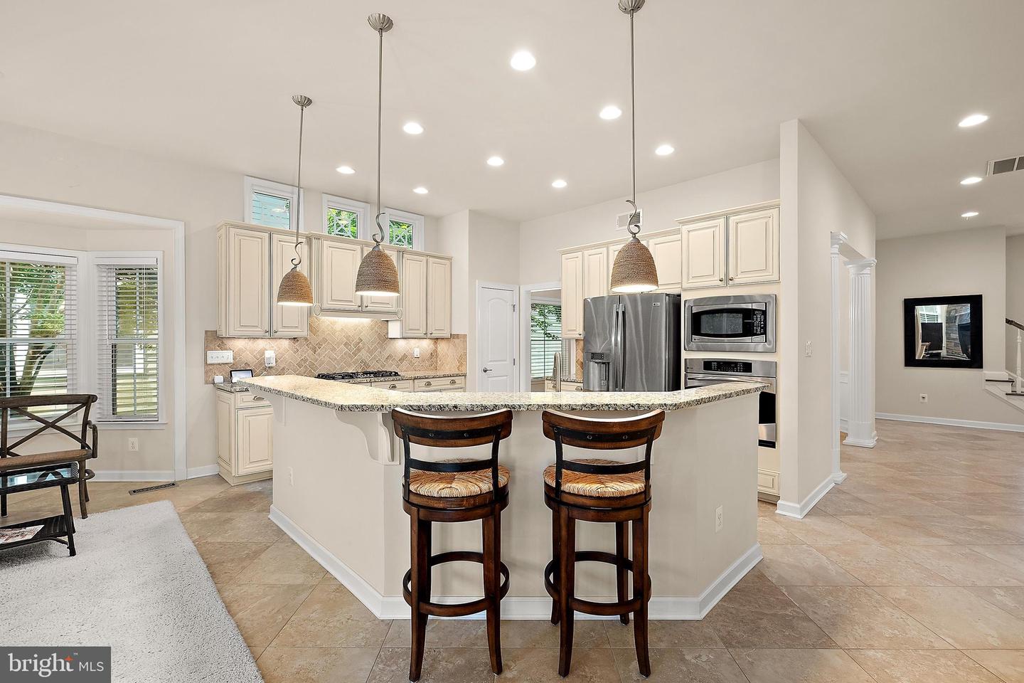 listing image