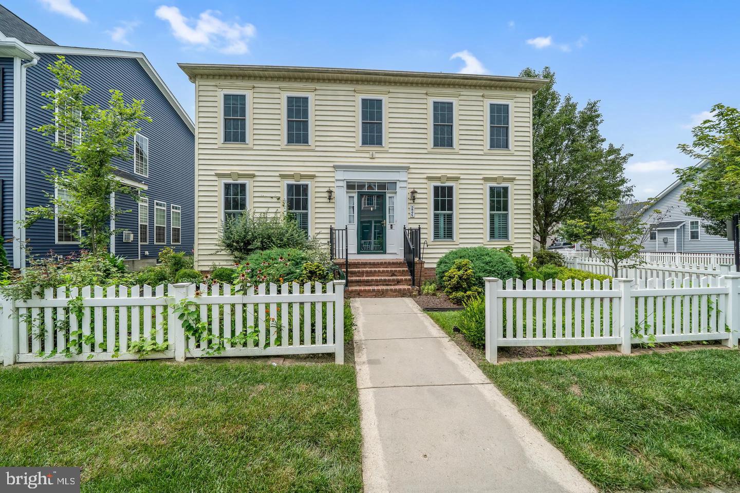 listing image