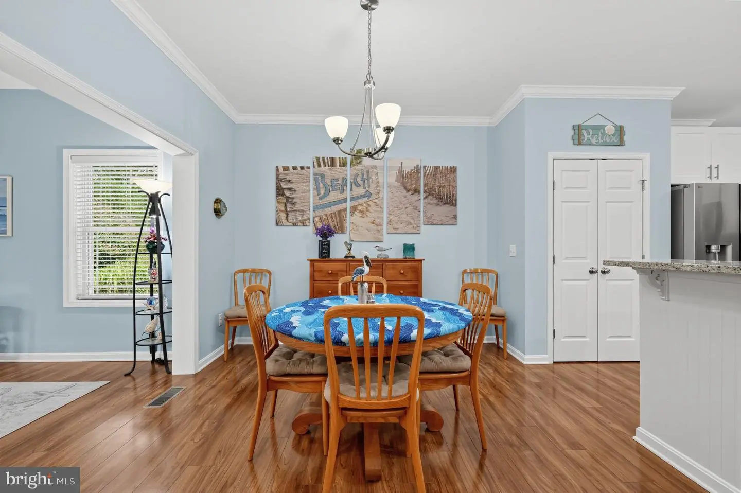 listing image