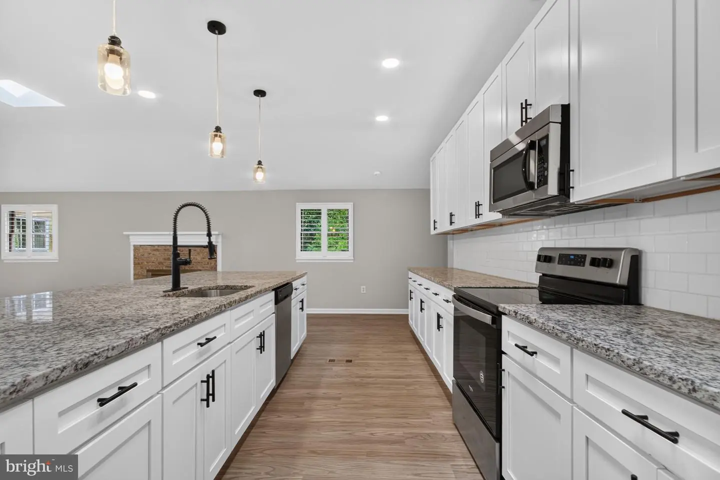 listing image