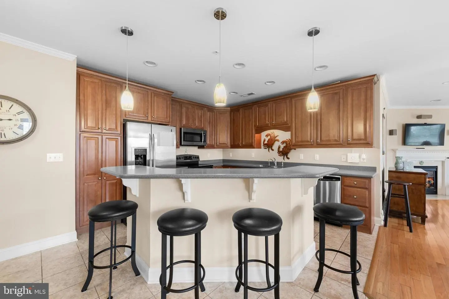 listing image