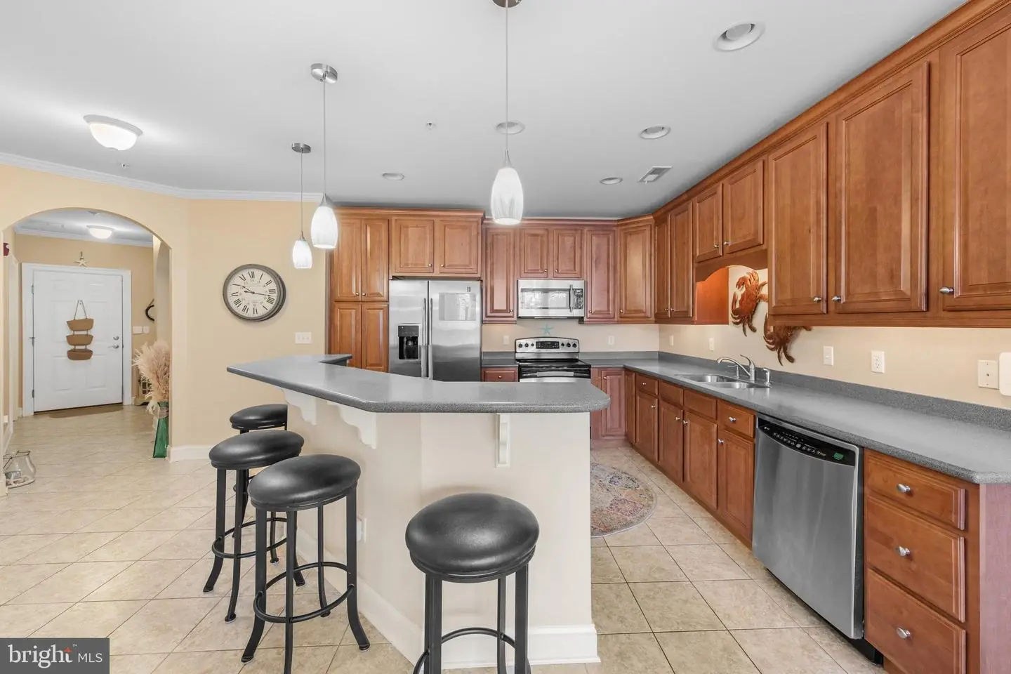 listing image