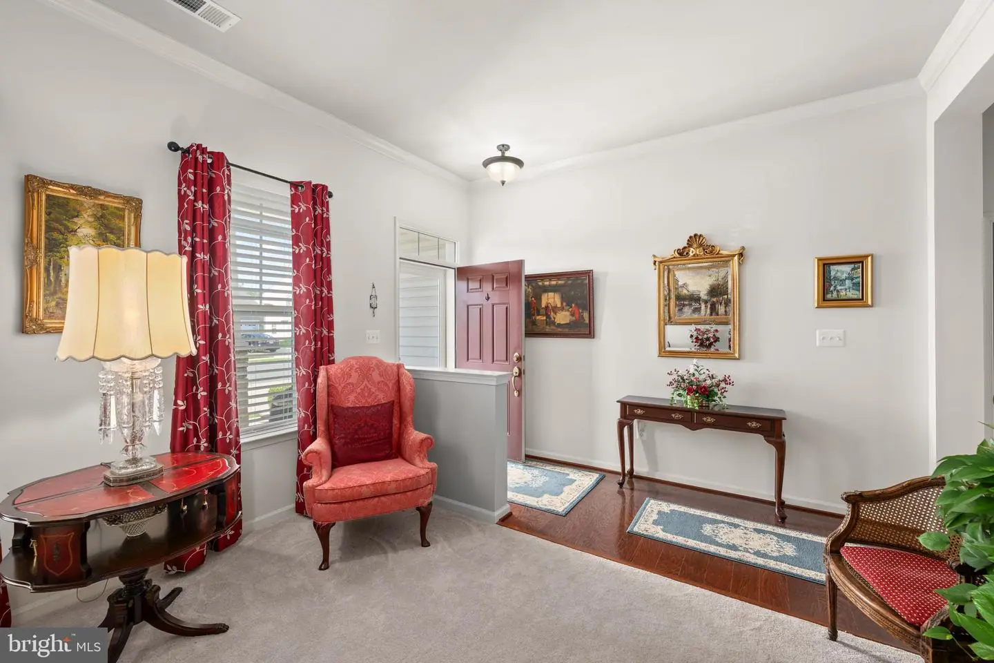 listing image