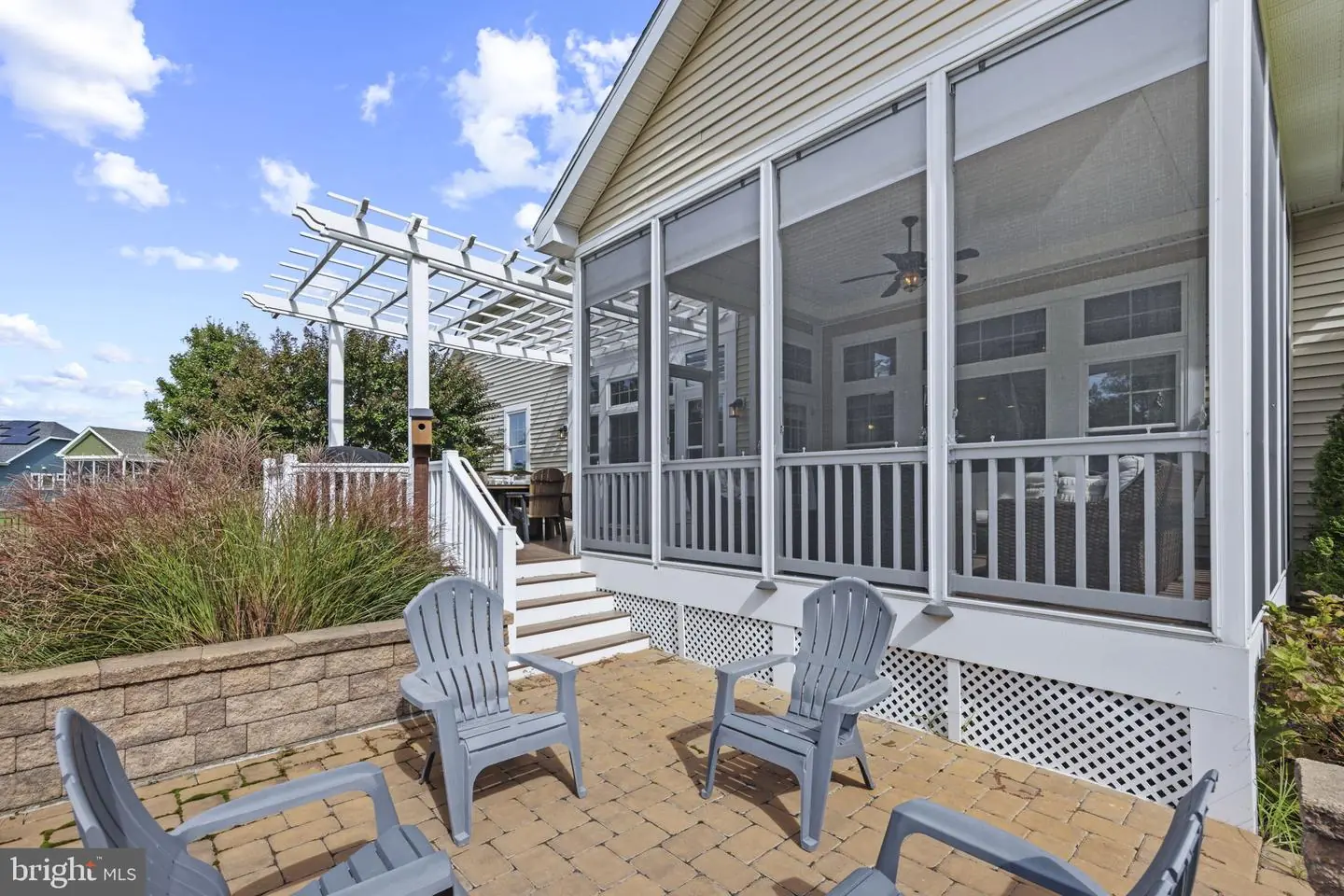 listing image
