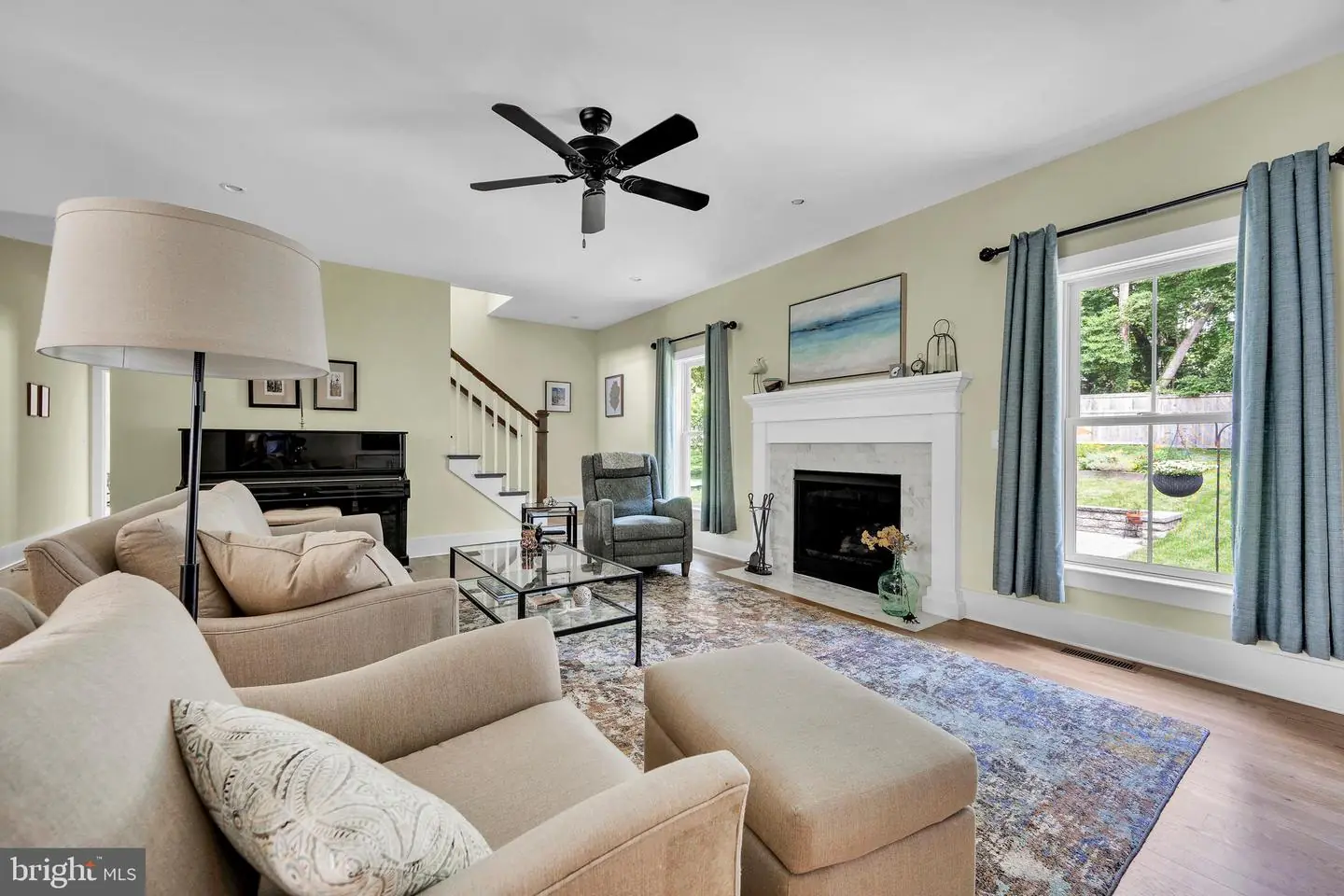listing image
