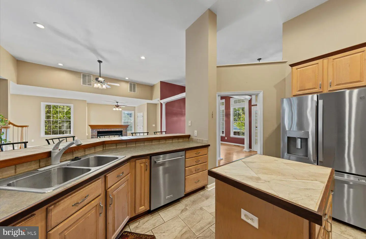 listing image