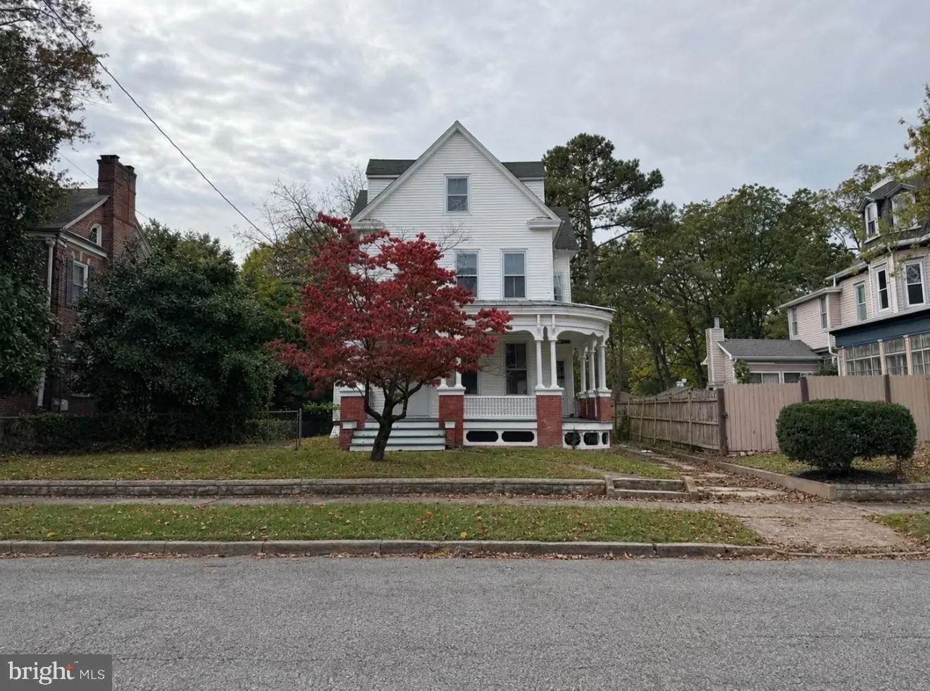 listing image