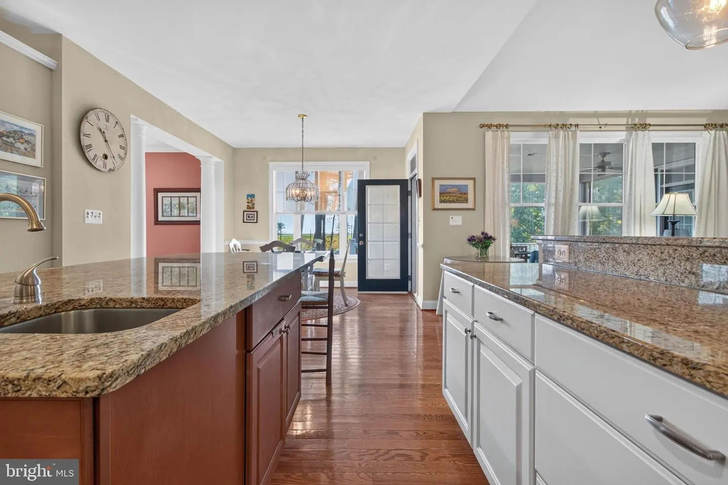 listing image